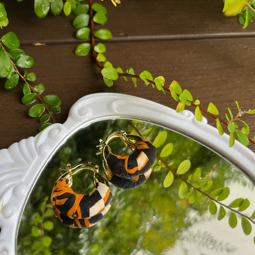 Genie mini Earrings - Orange and black